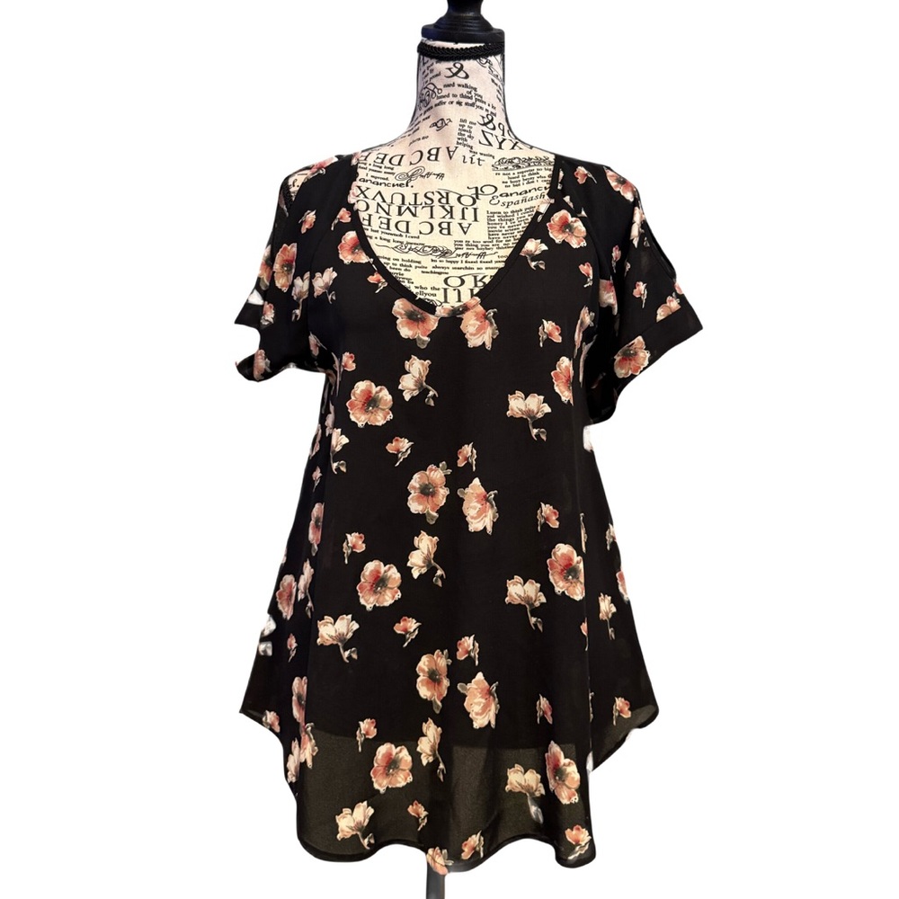 Women’s blouse
